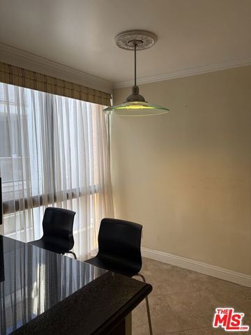 125 N Gale Drive 204, Beverly Hills, CA 90211