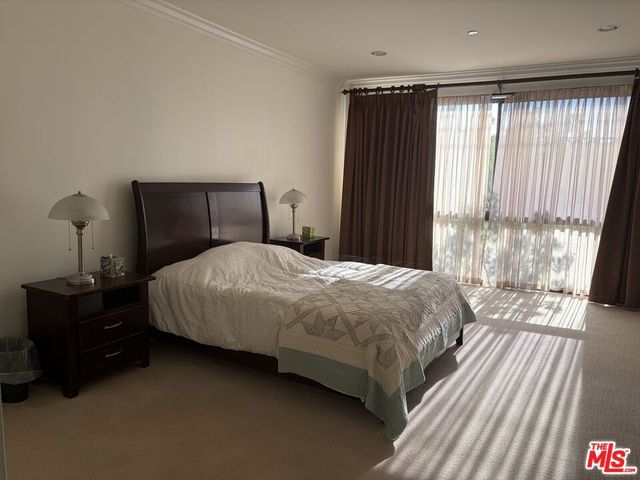 125 N Gale Drive 204, Beverly Hills, CA 90211