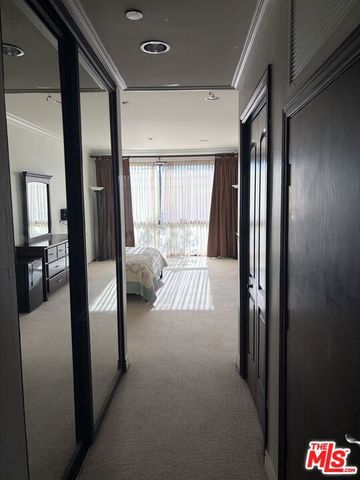 125 N Gale Drive 204, Beverly Hills, CA 90211