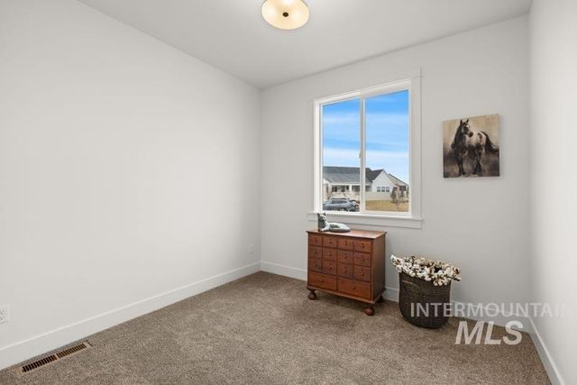 258 W Kinross St, Middleton, ID 83644