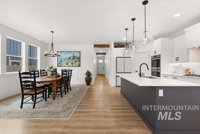 258 W Kinross St, Middleton, ID 83644