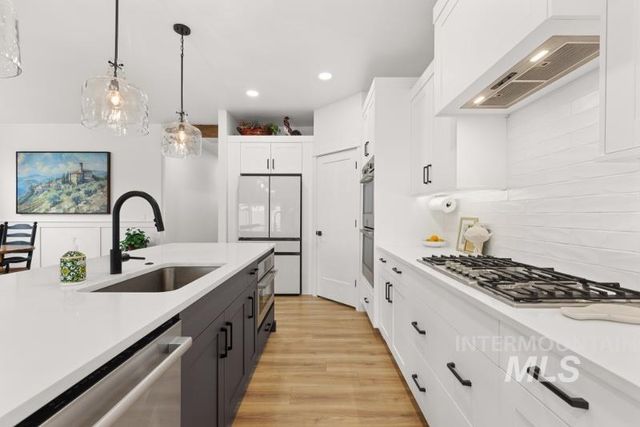 258 W Kinross St, Middleton, ID 83644