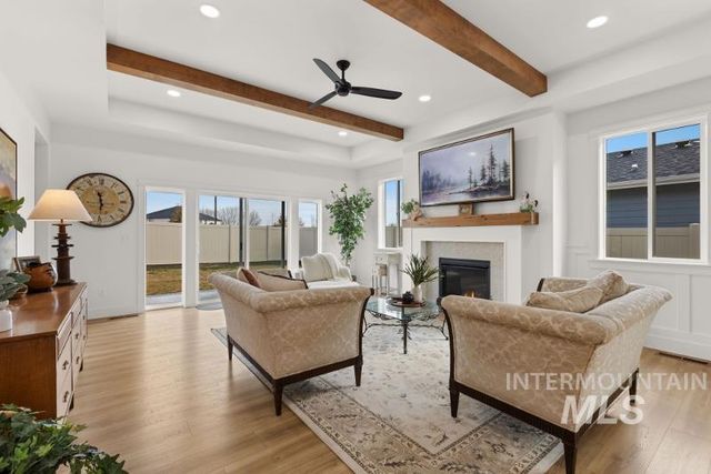 258 W Kinross St, Middleton, ID 83644