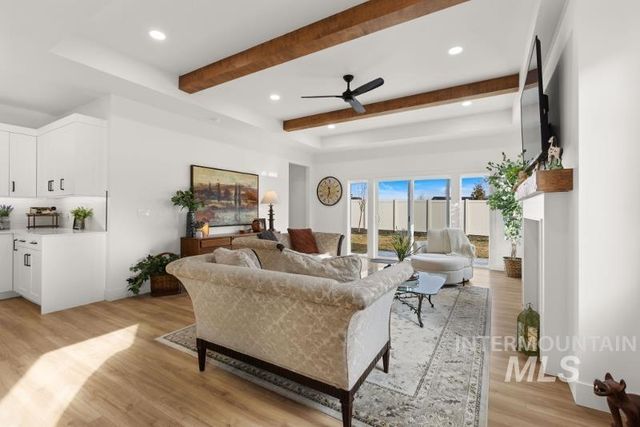 258 W Kinross St, Middleton, ID 83644