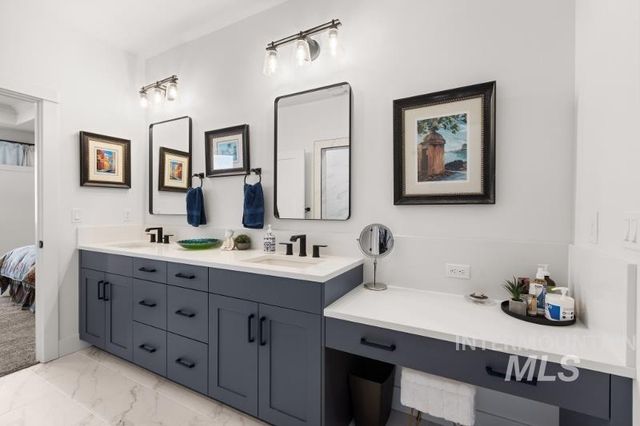 258 W Kinross St, Middleton, ID 83644