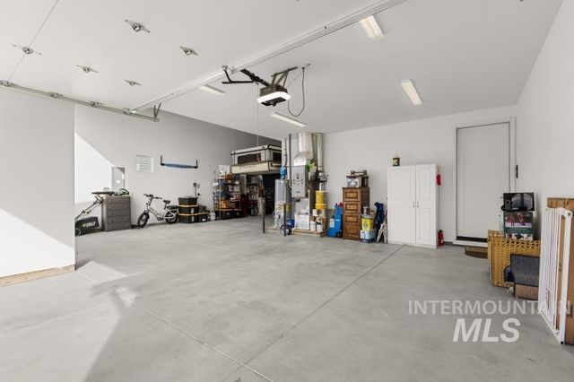 258 W Kinross St, Middleton, ID 83644