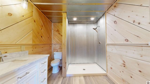 305 Simpkins Lane, Mayfield, KY 42066