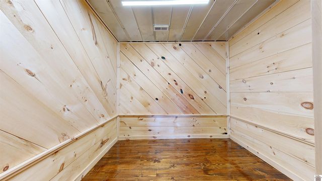 305 Simpkins Lane, Mayfield, KY 42066