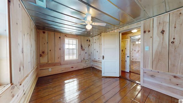 305 Simpkins Lane, Mayfield, KY 42066