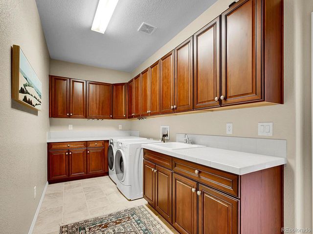 10432 Willowwisp Way, Highlands Ranch, CO 80126