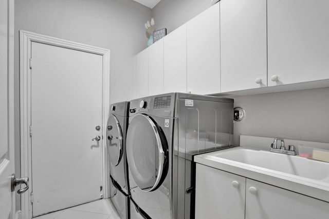 6355 NW 107th Terrace, Parkland, FL 33076