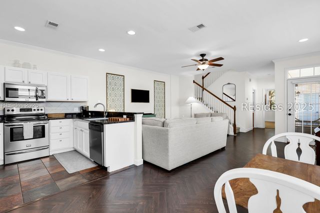 149 Regent Ave, Bluffton, SC 29910