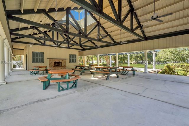 149 Regent Ave, Bluffton, SC 29910