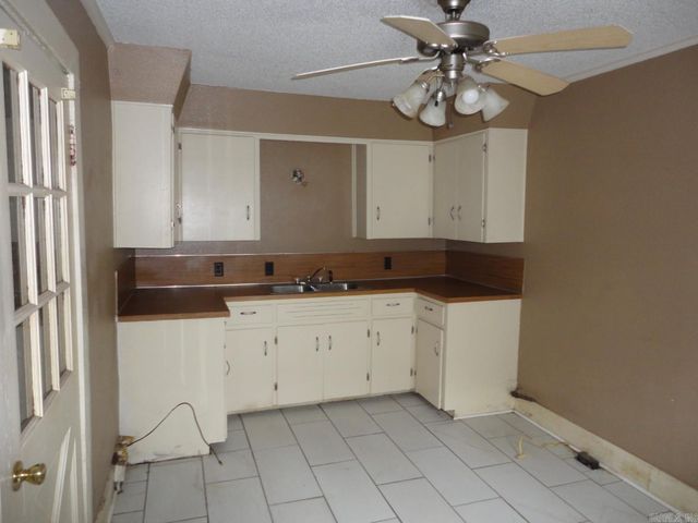 406 Winona Street, Hot Springs, AR 71913
