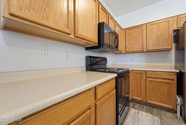10961 W CHASE Lane, Avondale, AZ 85323