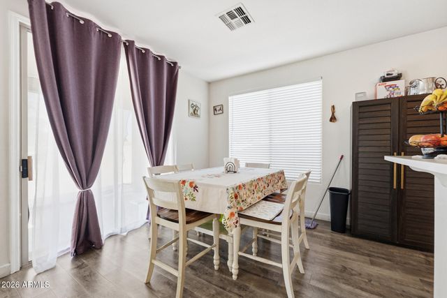10961 W CHASE Lane, Avondale, AZ 85323