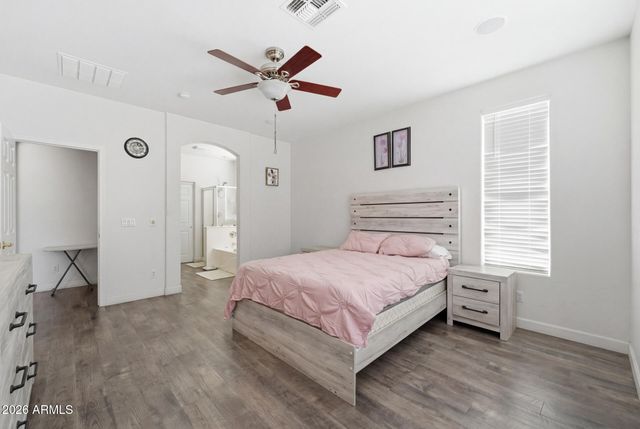 10961 W CHASE Lane, Avondale, AZ 85323