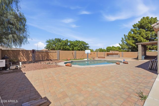 10961 W CHASE Lane, Avondale, AZ 85323