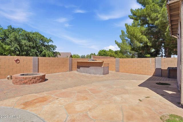 10961 W CHASE Lane, Avondale, AZ 85323
