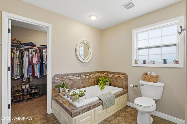 415 SPRING AVENUE, Holts Summit, MO 65043