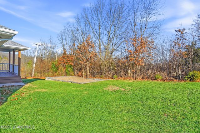 415 SPRING AVENUE, Holts Summit, MO 65043