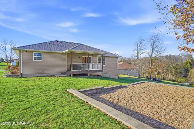 415 SPRING AVENUE, Holts Summit, MO 65043