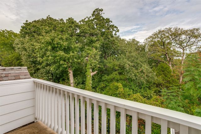 2206 Muskeg Lane, Euless, TX 76039