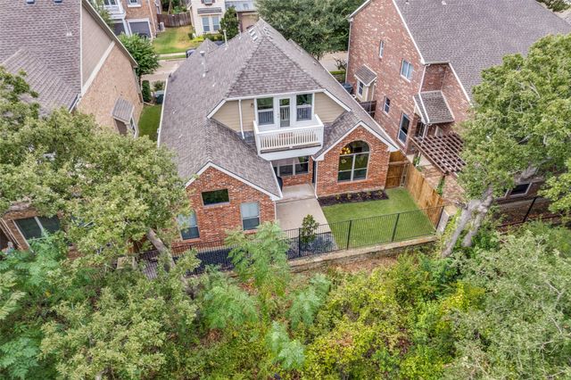 2206 Muskeg Lane, Euless, TX 76039