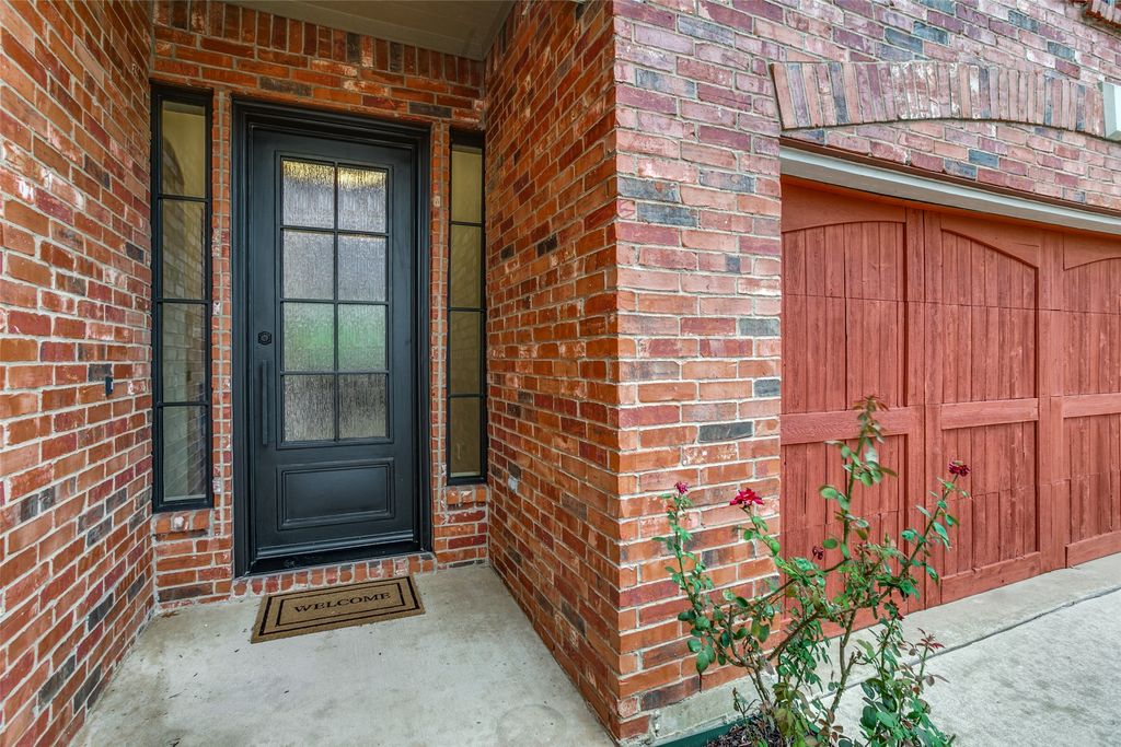 2206 Muskeg Lane, Euless, TX 76039 — photo 2