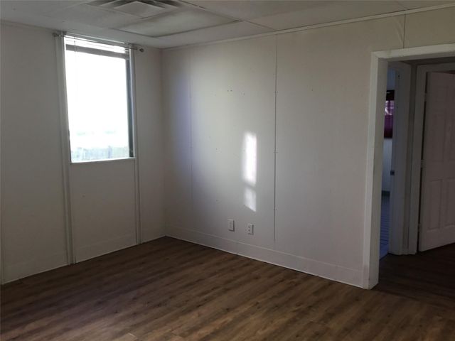 1404 E Bayshore Drive B, Dickinson, TX 77539