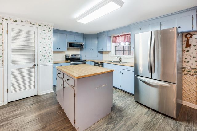 306 Myrtle Lane, Lynchburg, VA 24502