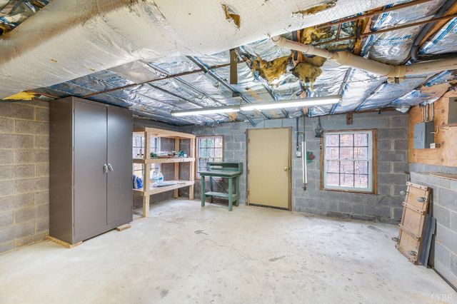 306 Myrtle Lane, Lynchburg, VA 24502