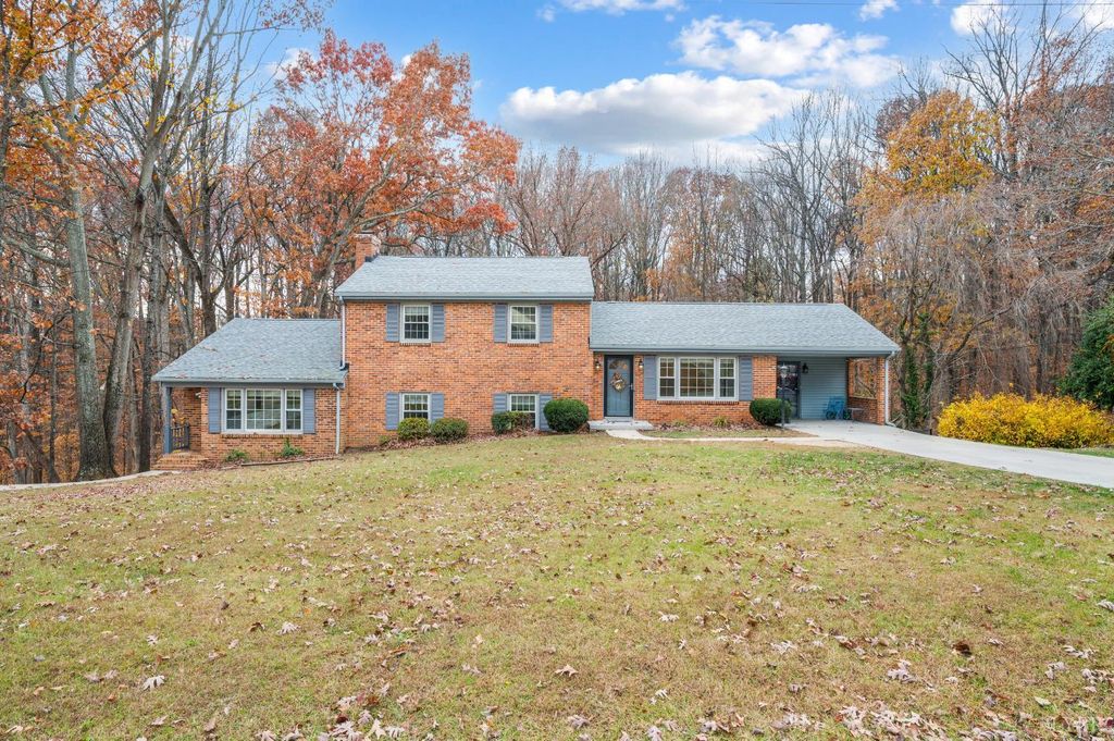 306 Myrtle Lane, Lynchburg, VA 24502