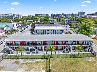 1829 NW 2nd Ct, Miami, FL 33136