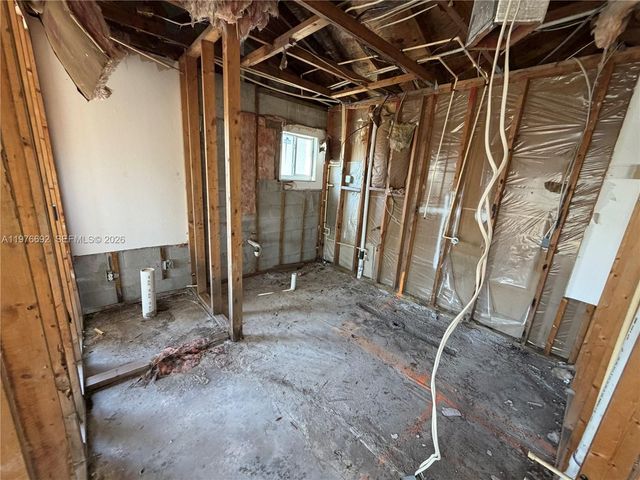 4945 Sorrento Court, Cape Coral, FL 33904