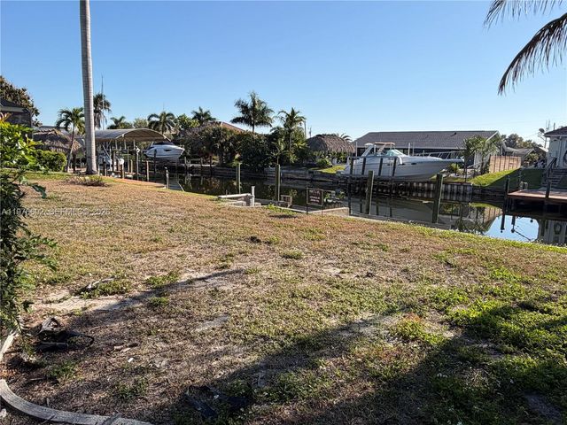 4945 Sorrento Court, Cape Coral, FL 33904
