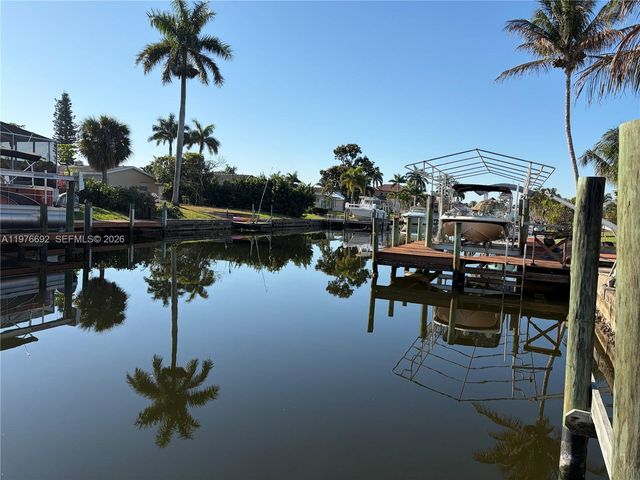 4945 Sorrento Court, Cape Coral, FL 33904