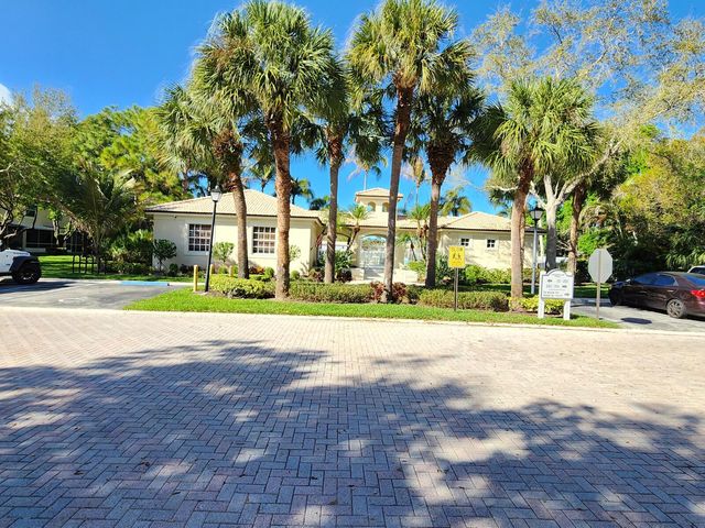 250 Timberwalk Trail, Jupiter, FL 33458
