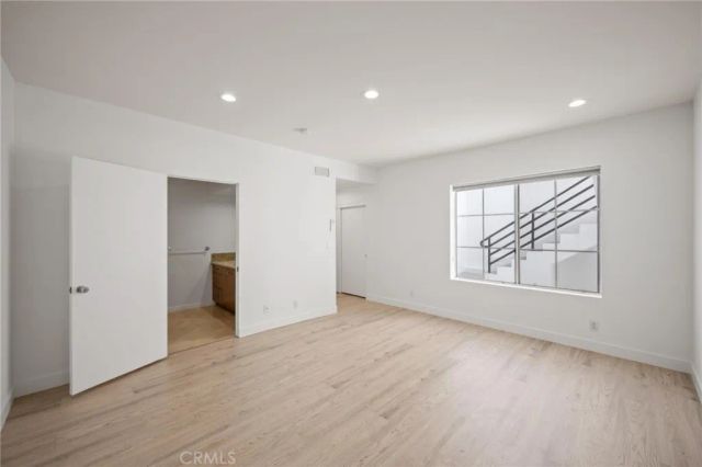 8246 Woodshill Trail, Los Angeles, CA 90069