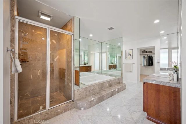 8246 Woodshill Trail, Los Angeles, CA 90069