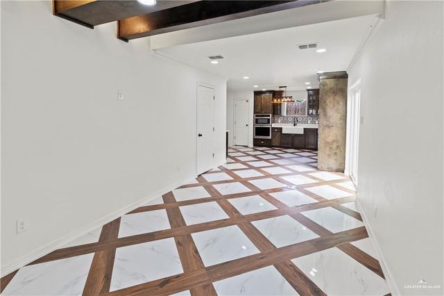 1409 E Karen Drive B, Alton, TX 78573