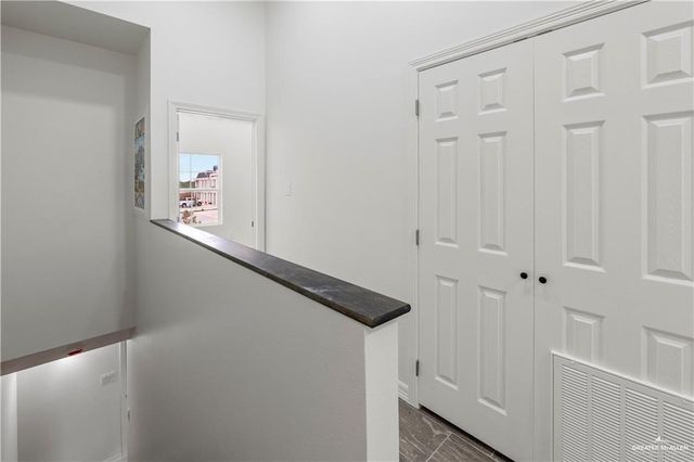 1409 E Karen Drive B, Alton, TX 78573