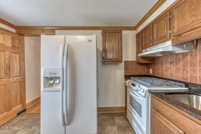 345 South Elm Avenue, Erwin, TN 37650