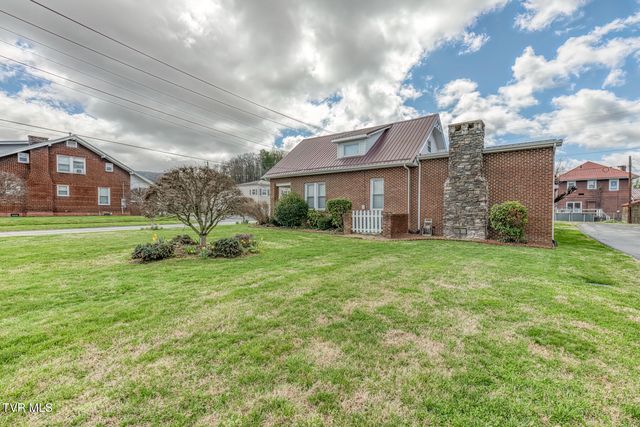 345 South Elm Avenue, Erwin, TN 37650