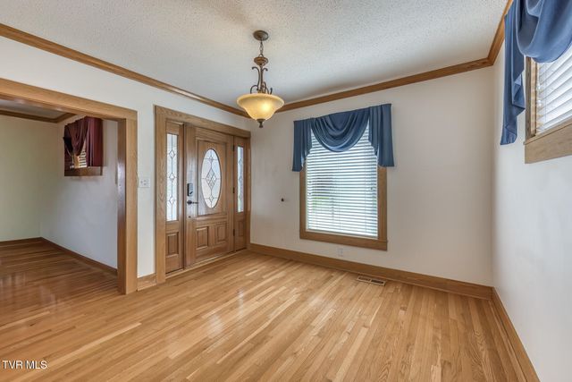 345 South Elm Avenue, Erwin, TN 37650