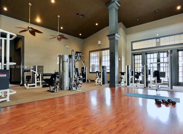 2548 Centergate Dr 107, Miramar, FL 33025