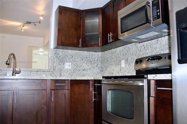 2548 Centergate Dr 107, Miramar, FL 33025