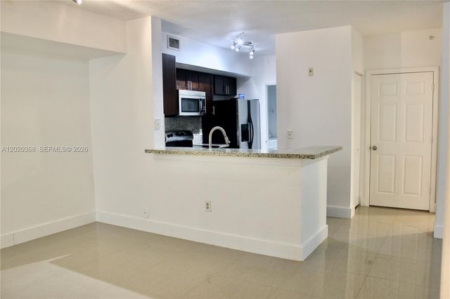 2548 Centergate Dr 107, Miramar, FL 33025