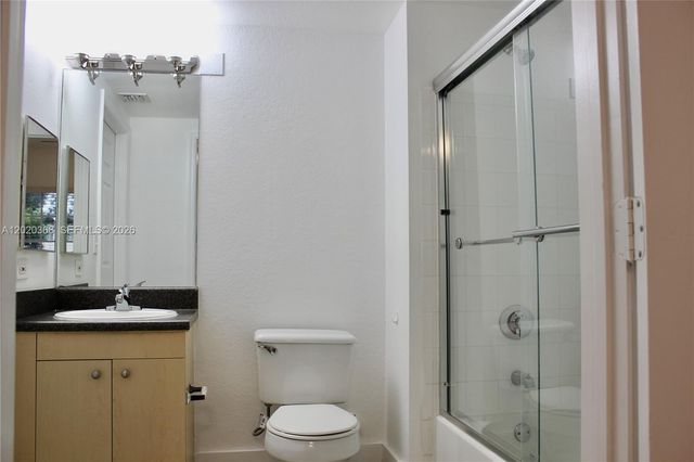 2548 Centergate Dr 107, Miramar, FL 33025
