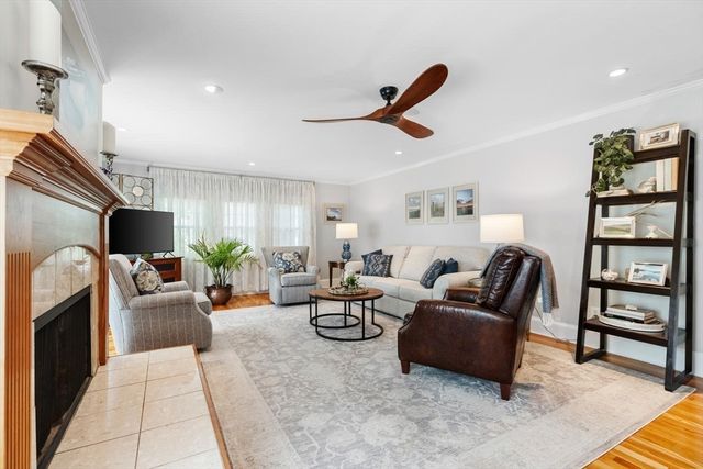 16 Beaver Park Road, Danvers, MA 01923